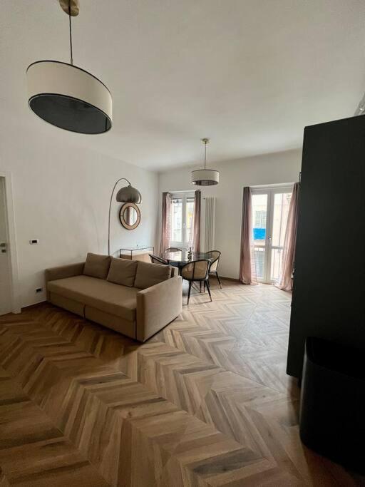 Casa Sassari - Vicino Porta Susa F.S. Turin Exterior foto